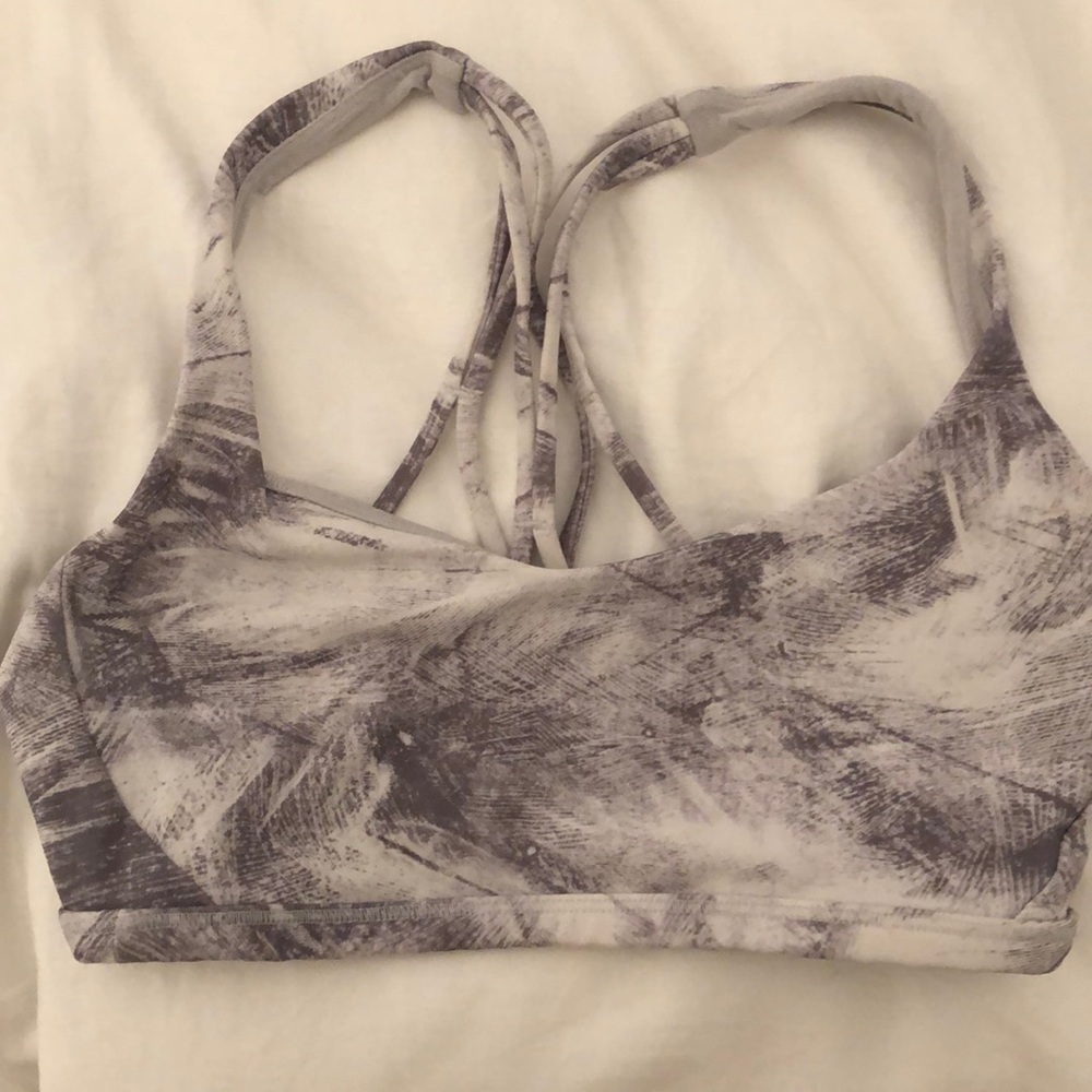 Lululemon Free to be zen sports bra